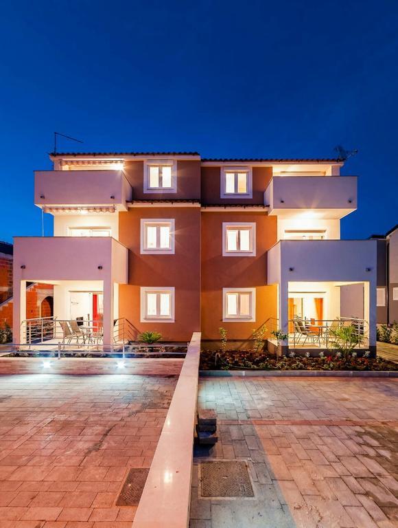 Apartments Hrvoje Vodice Esterno foto