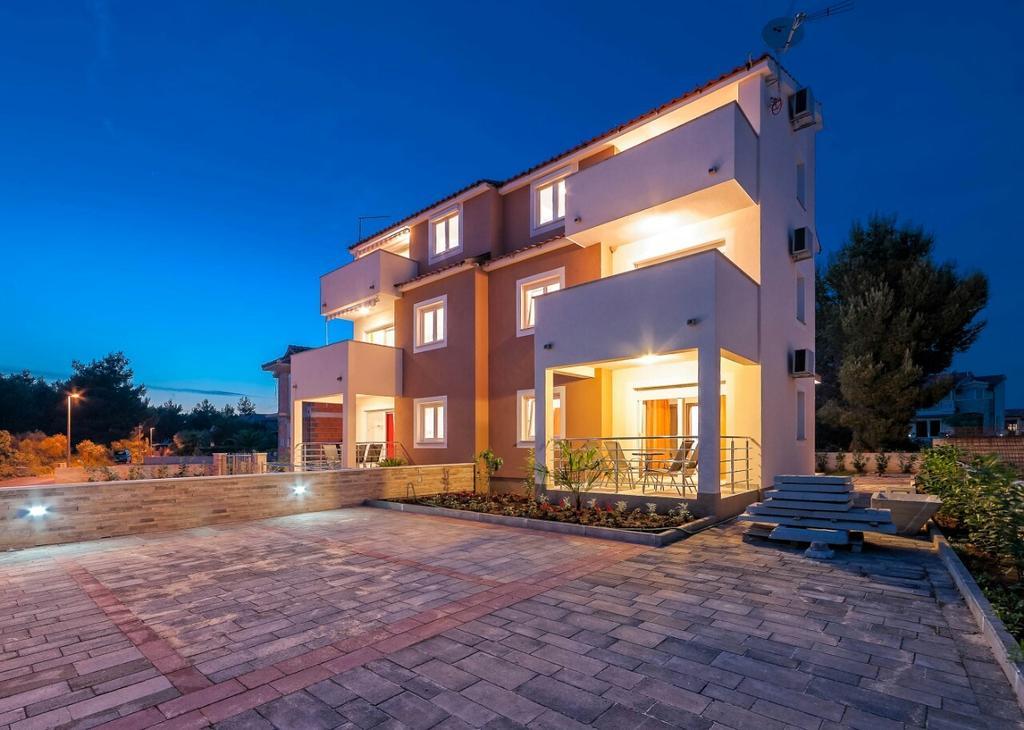 Apartments Hrvoje Vodice Esterno foto